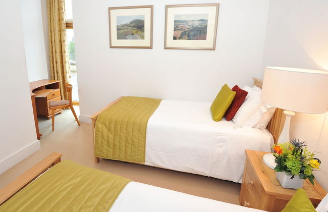 Highland Apartments By Mansley - Photo 35