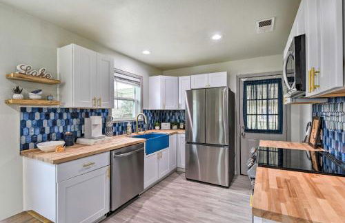 Lake Granbury Getaway about 1 Block to Waterfront - Foto 11