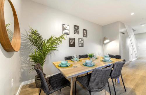 Spacious 3BR Townhouse with Free Parking Included! - Foto 5