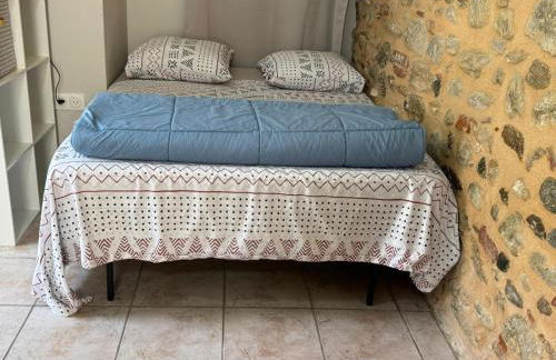 Studio à Le Boulou centre ville- pour 2 - petit prix- Juillet-aout réservation d'1 semaine minimum-check in 17-19h - Foto 9