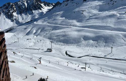 Studio 4 personnes résidence le Montana au pied des pistes balcon plein sud - Foto 1