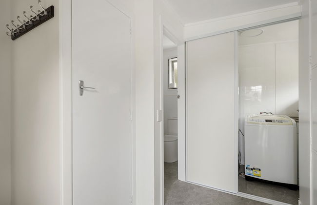 Lakeview Escape with spa - sauna - patio - Photo 33