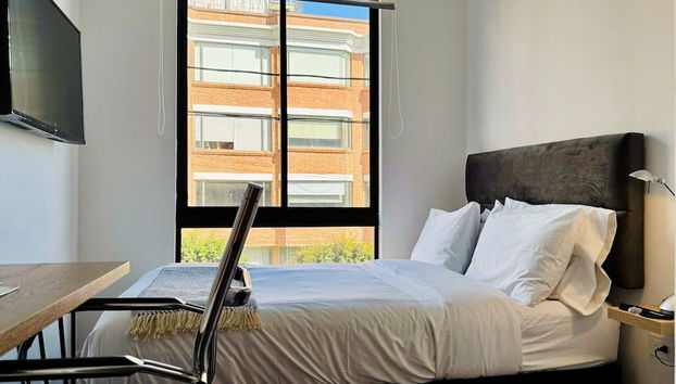 w Radiant 1BR in Santa Barbara - Foto 3, Habitación