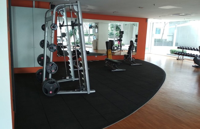 Queens Service Suite at Swiss Garden Residences - Photo 33