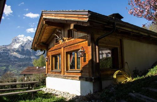 Chalet cosy proche Tramway du Mont-Blanc et centre - Foto 3