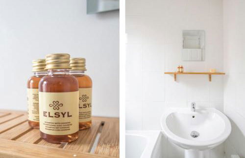 5-bedroom home in trendy Dibsbury area Manchester with parking - Foto 28