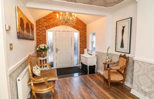 Ivys End Boutique Chic Manor Cottage Elegant & Sophisticated Retreat in Loughborough offering 3bedrooms - Foto 3