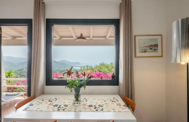 Picturesque Flat With sea View - Foto 26