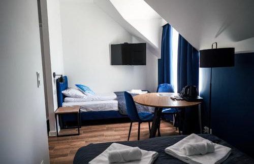 La Familia TYBURA - Foto 29