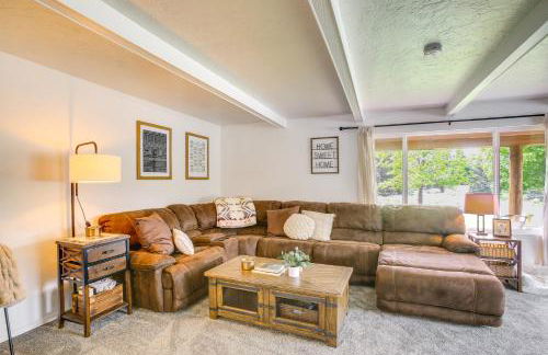 Spirit Lake Home with Fenced Yard 1 Mi to Water! - Foto 5