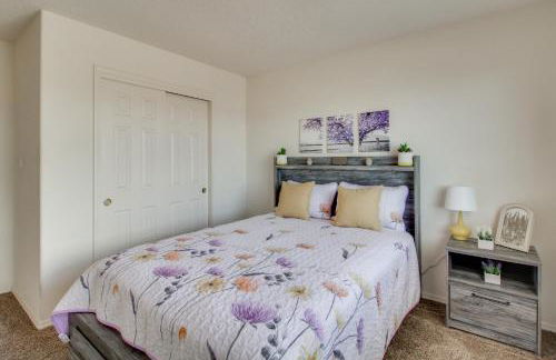 Explore ABQ and Rancho Rio Family Home with Patios! - Foto 15