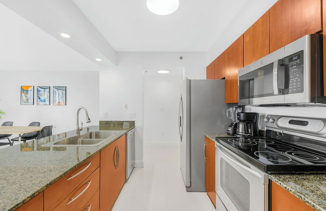 Chic Brickell Condos – Prime Location - Foto 42