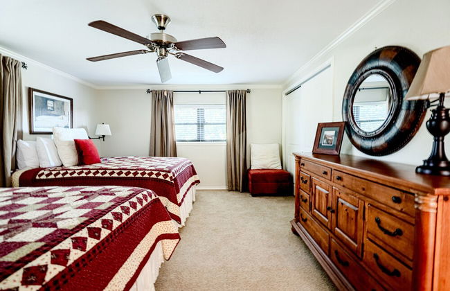 River Oaks Oasis - Foto 7