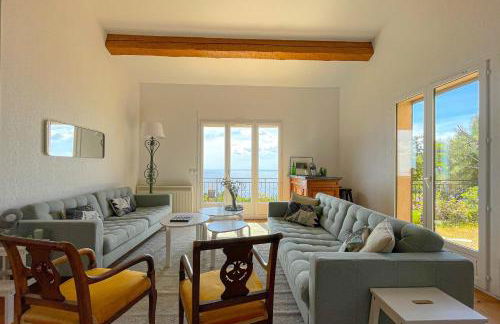 Sea-view villa for 11 guests with a heated infinity pool - Foto 7