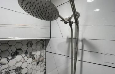 Casa 22 Luxury & Modern 3BD 2BA Home in Skokie - Photo 40