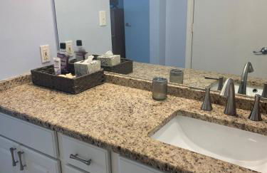 Quiet direct oceanfront 2 bed 2 bath condo w/pool - Foto 47