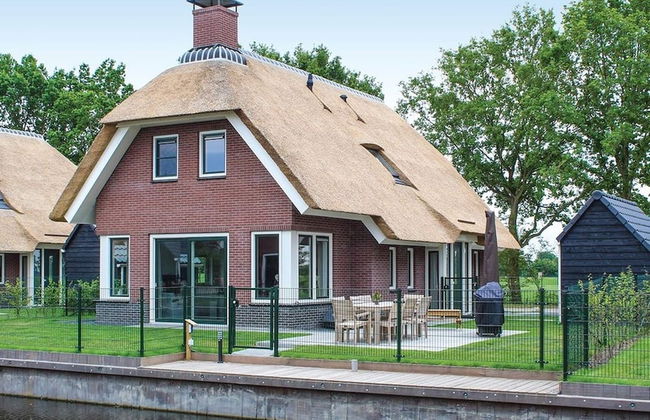 Villa in Friesland With Waterfront Garden - Foto 12
