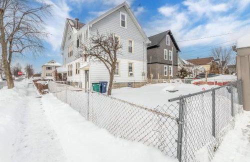 The Paradise House steps from the Heart of Hertel - Foto 31