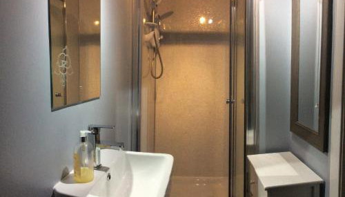 28 Hillside - Foto 4, Shower