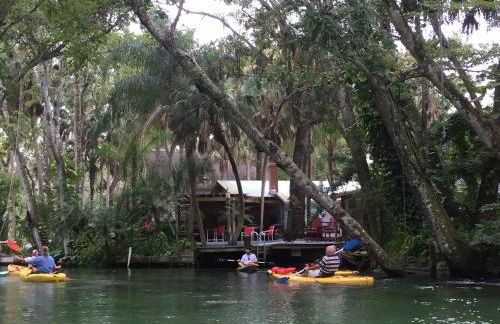 Large family friendly Vacation Home, Private Pool, Golf course location, Nr Orlando Disney Parks Florida - Photo 37