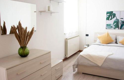 CA' GIALLA 2 - sul Lago di Lugano, Dog friendly, Terrazza e Parcheggio - - Foto 11