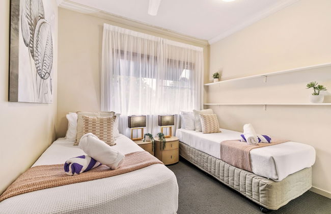 Pool view two-bedroom apartment - Foto 4