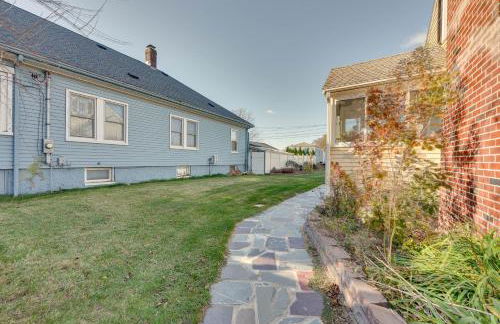 1 Mi to Downtown Salem Vacation Rental! - Photo 25