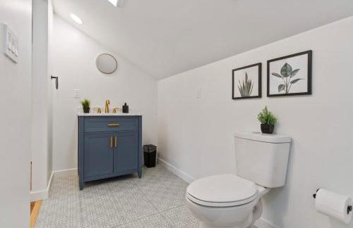 Pet Friendly 3 Bdrm House with Private Yard - Foto 23