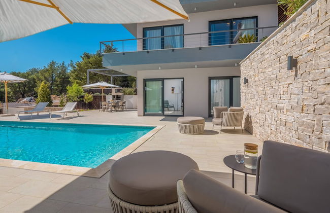 Luxury Villa Romeo with Heated Pool - Foto 33