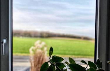 Schöne 1-Zimmer Wohnung mit Boxspringbett & Küche - Photo 3