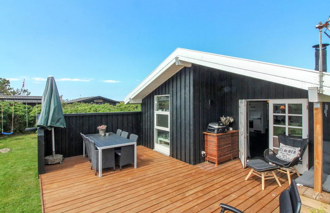 "Myriam" - 200m from the sea - Photo 8