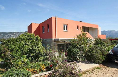 Apartmani Zute - Foto 1