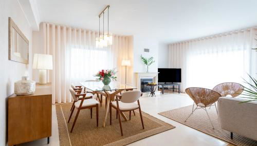 Dream Home Apart - Photo 2