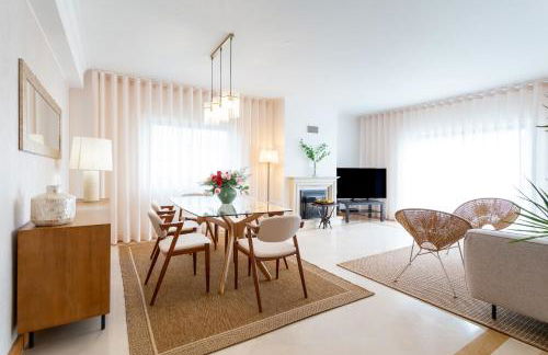 Dream Home Apart - Photo 2