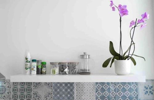 Studio chic avec terrasse, lumineux et calme 1 - Photo 3