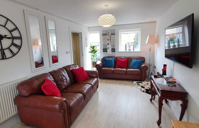 Riverdale House - 4 Bedrooms - Photo 27