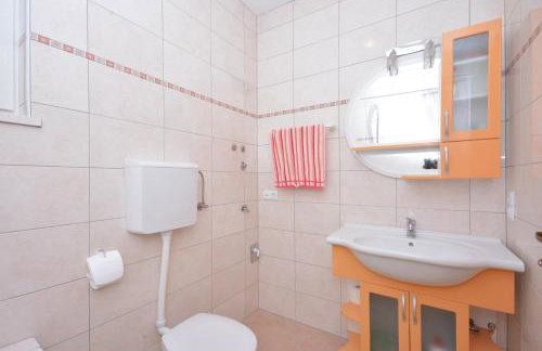 Apartments Punta Milna - Photo 23