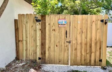 Garden Paradise RV Camper near Clearwater Beaches - Foto 35