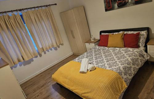 Modern 2-Bed Apt Near Hospital and University of Birmingham - Photo 6