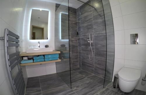 Germina Apart - Photo 7