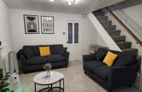 My Holiday Home -2 Bed House-Free Parking - Foto 6