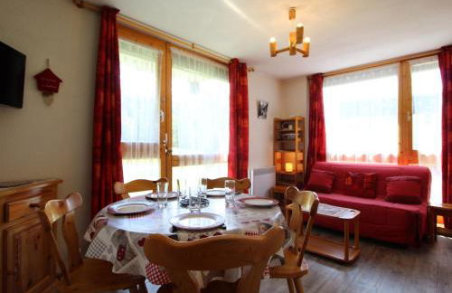 Appartement cosy 4 pers avec balcon et WIFI au pied des pistes - FR-1-508-123 - Foto 3