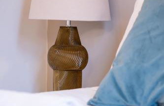 Shenley House- Premium Stay, Private Parking for multiple cars, Sleeps 6, 2 Bedroom, 2 Ensuites, Central MK - Foto 3