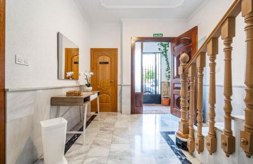 Amplia Casa Familiar con Calefacción, cerca de Sierra Nevada y Granada - Foto 60