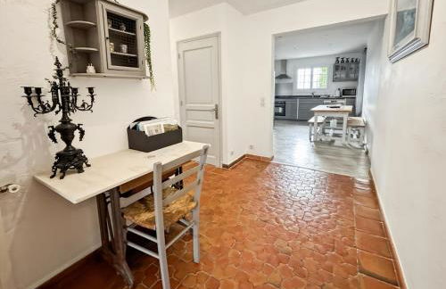 Appartement 2 pièces indépendant Piscine et jardin LA ROQUETTE SUR SIAGNE - Foto 6