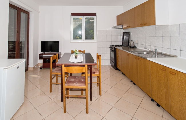 Apartment in Trpanj with terrace - Photo 17