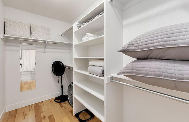 Gorgeous Townhome Steps From the Brewery District! - Foto 26