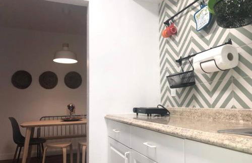 2 Bedroom Apartment Free Reserved Parking - Foto 6