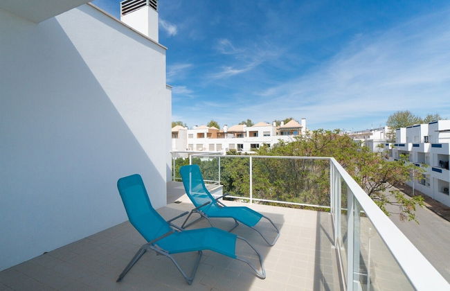 Beautiful Apartment With Terrace and a Pool - Foto 12