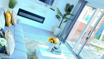 Large House, Home for Contractors- Park Free - Foto 3